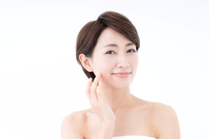 顔のたるみの原因とコラーゲンを使ったスキンケア しみ しわ 美顔専門エステサロンピュア 奈良7店舗 顔のたるみの原因とコラーゲンを使ったスキンケア しみ しわ 美顔専門エステサロンピュア 奈良7店舗